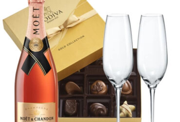 Experience Luxury with Our Champagne Gift Basket Delivery in New York City