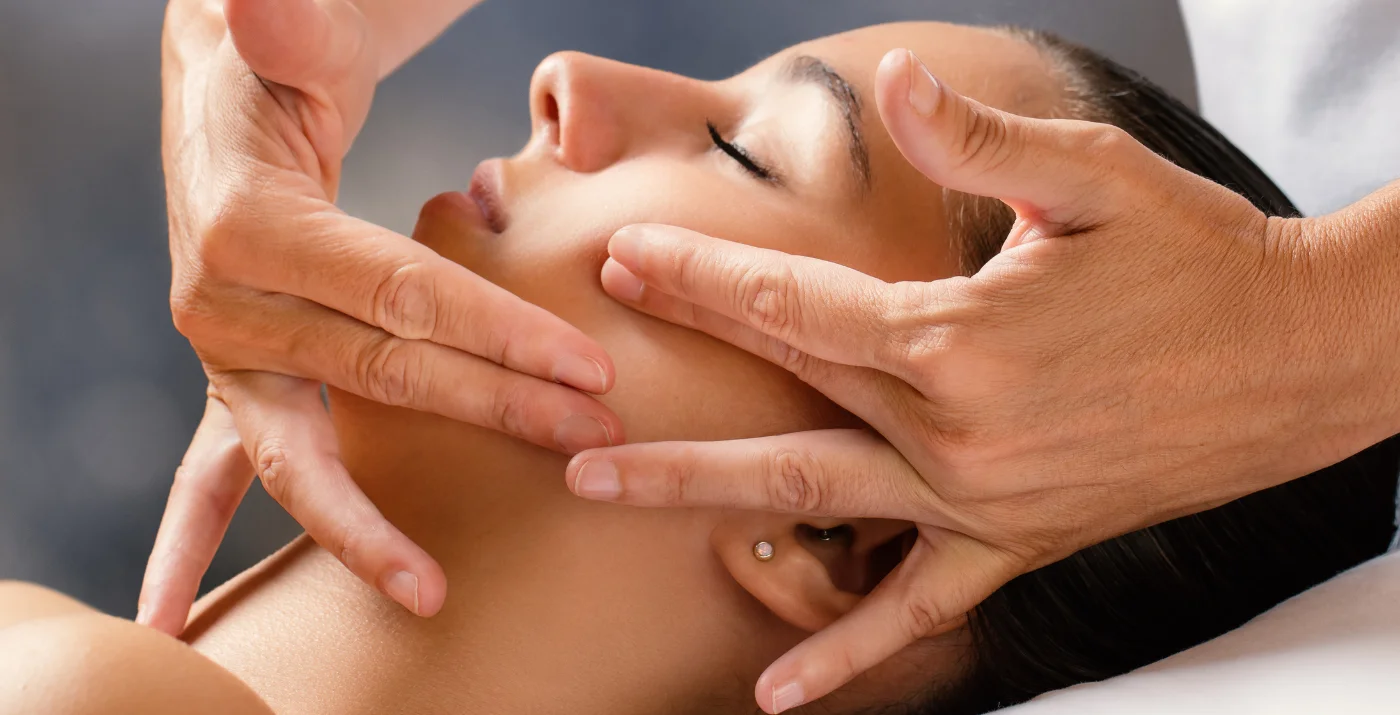 Advance Your Career with the Beauty Therapist Course at Silk n Salt Gurukul in Thane