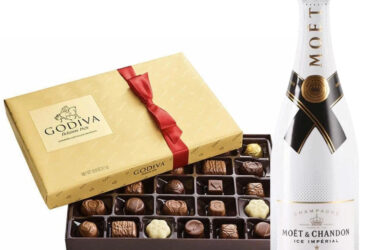 Buy Moet Gift Boxes: Elegant Champagne Gifts for All