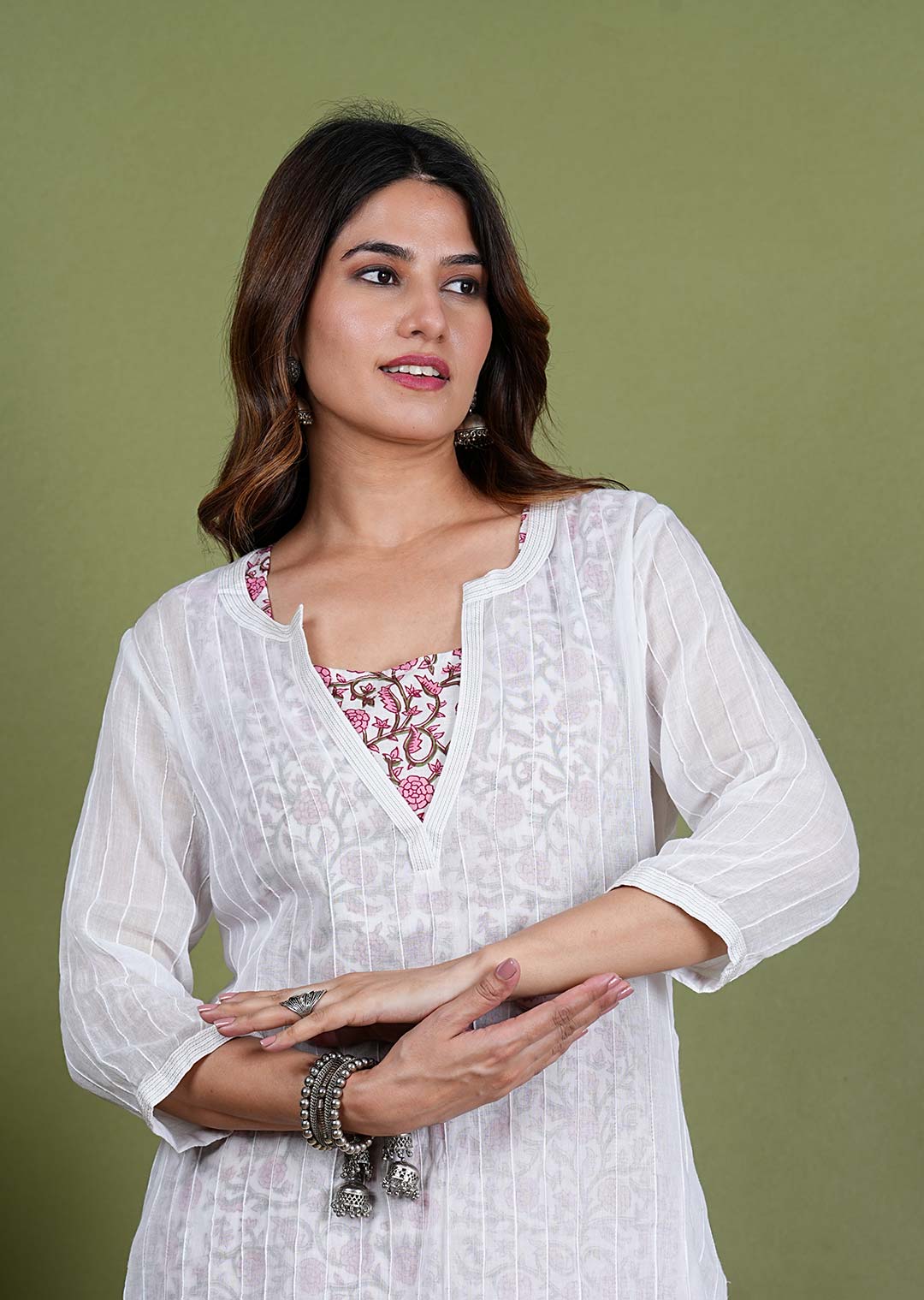 Ethnic Wear – Buy Indian Ethnic Wear for Women, India's Leading Ethnic Wear Brand for Women